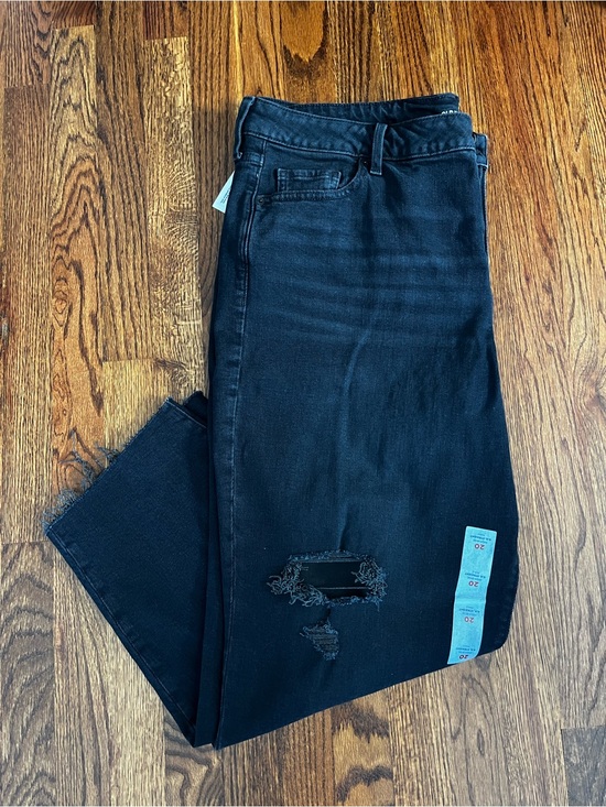 Old Navy Denim - Old Navy High-Waisted O.G. Straight Button-Fly Cut-Off Jeans